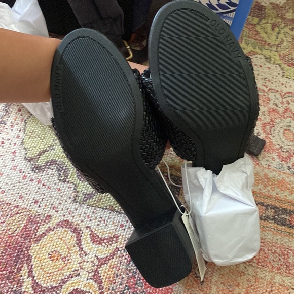 Old navy heeled slides size 7 - Picture 4 of 4